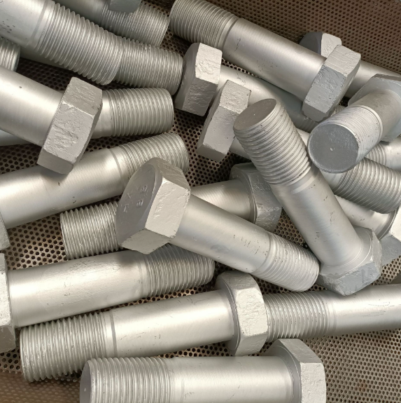 용융 아연 도금 볼트와 Dacromet 볼트의 차이점은 무엇입니까?